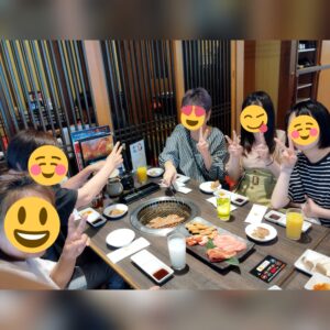 みんな笑顔の食事会