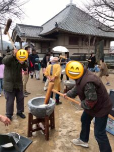 餅つきに参加させていただきました！